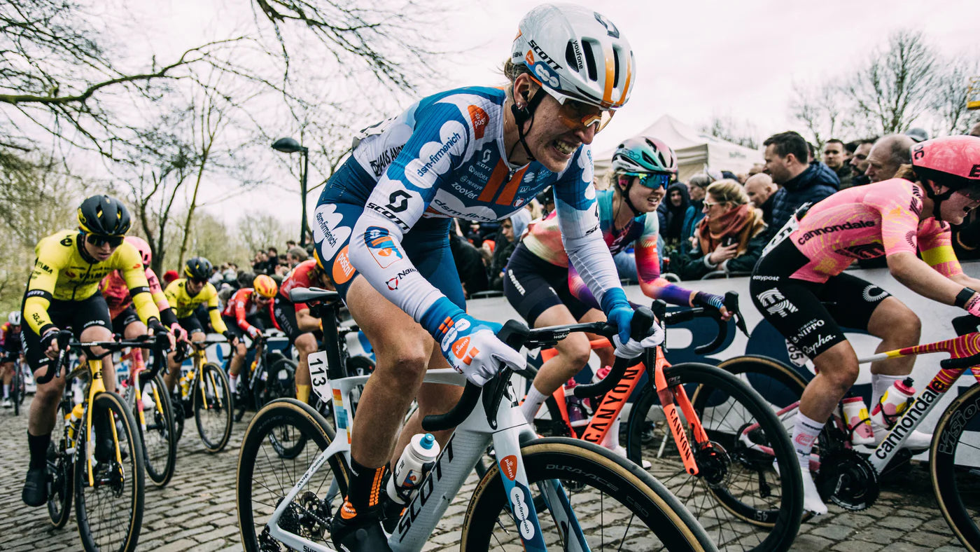 Tire tech for the Classics with Team dsm firmenich PostNL